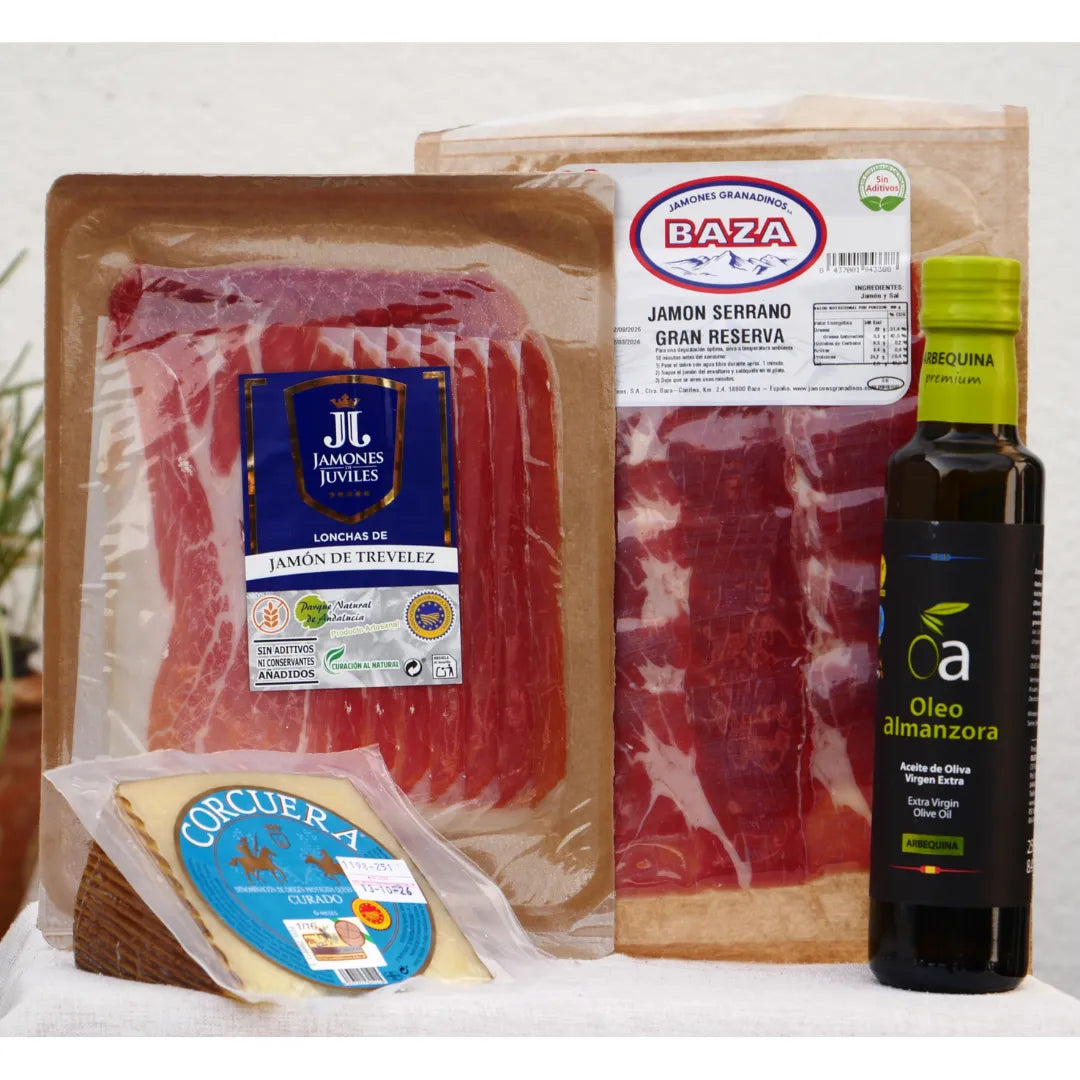 La Serrana Präsentkorb von La Tradición – Manchego Curado D.O.P. Corcuera, Jamón de Trevélez I.G.P. Júviles, Jamón Serrano Gran Reserva Baza und Arbequina Olivenöl Oleo Almanzora