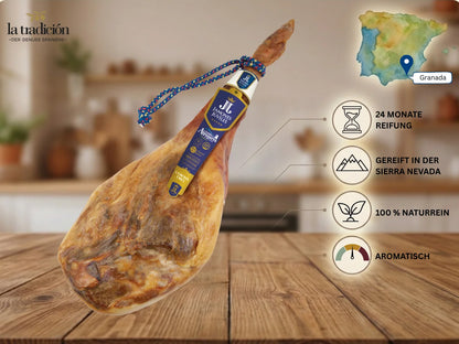 Ganzer Jamón Serrano aus Granada mit 24 Monaten Reifung, luftgetrocknet in der Sierra Nevada, naturrein und aromatisch.