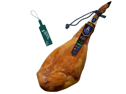 Ganzer Jamon Iberico de Cebo de Campo von Jamones Juviles mit traditioneller Reifung aus Spanien