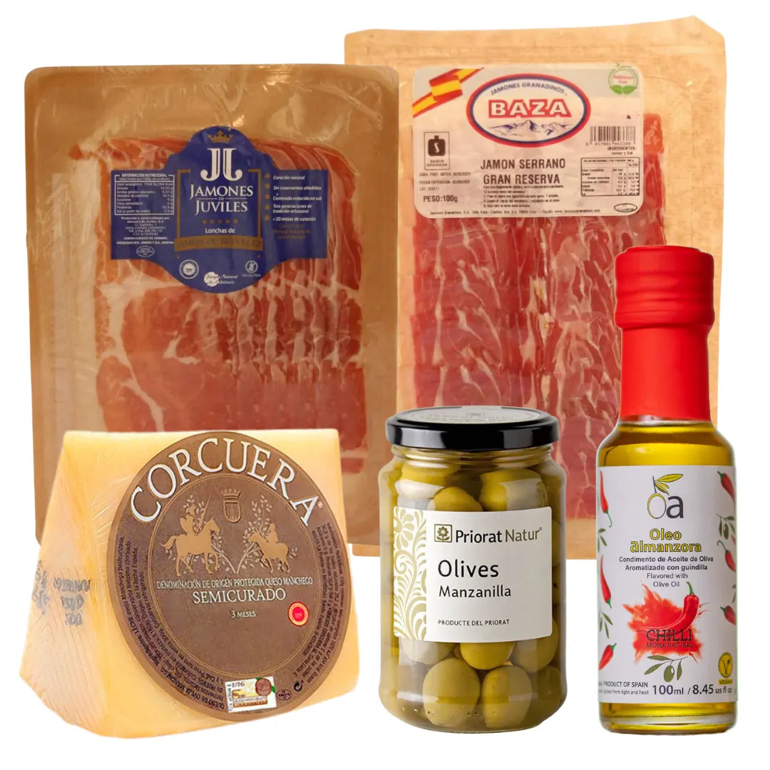 La Serrana Präsentkorb von La Tradición – Manchego Semicurado D.O.P. Corcuera, Jamón de Trevélez I.G.P. Júviles, Jamón Serrano Gran Reserva Baza, Manzanilla-Oliven Priorat Natur und Chili-Olivenöl Oleo Almanzora
