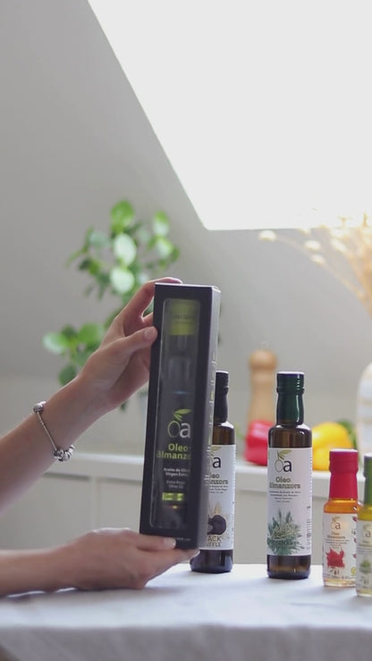 Arbequina Olivenöl Extra Vergine, 500 ml, mit dazugehöriger Geschenkbox
