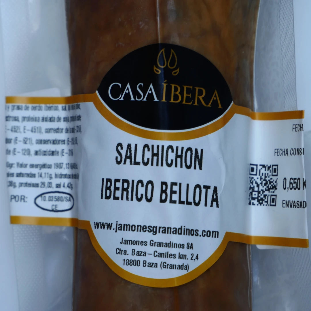 Etikett Salchichon Iberico de Bellota von Casa Ibera mit Naehrwerten und Herkunft