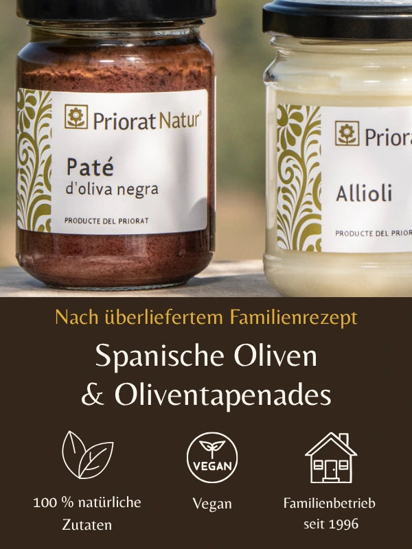 Glas mit Oliven Pate d oliva negra und Allioli von Priorat Natur